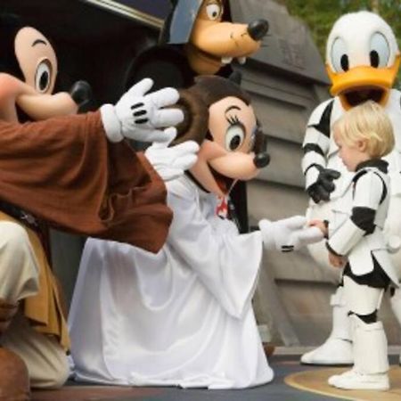 Disneyland Paris 70M² Face Parc, Place Ariane Serris Bagian luar foto