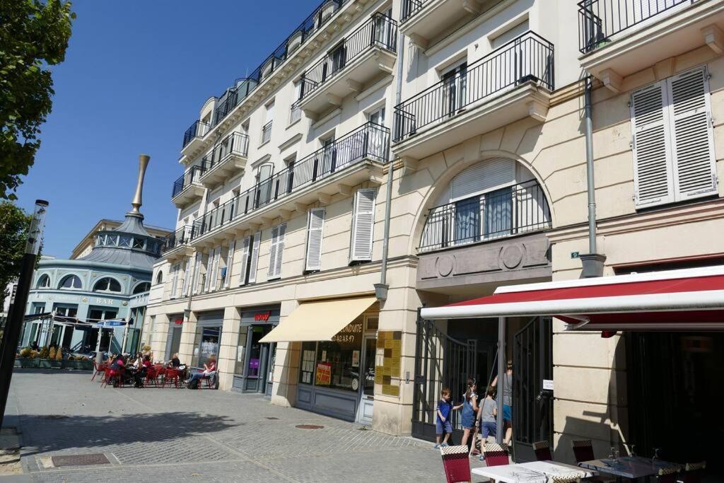 Disneyland Paris 70M² Face Parc, Place Ariane Serris Bagian luar foto